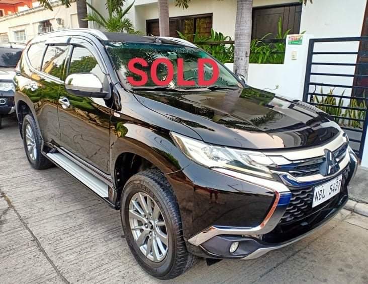 Black Mitsubishi Montero Sport photo
