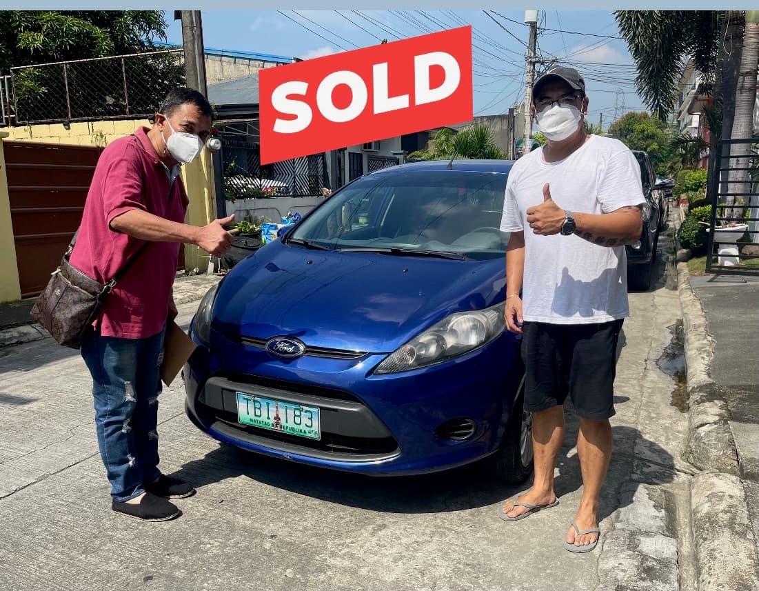 Blue Ford Fiesta photo
