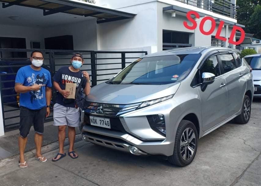 Silver Mitsubishi Xpander photo