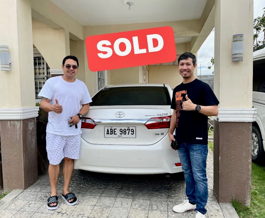 White Toyota Vios photo