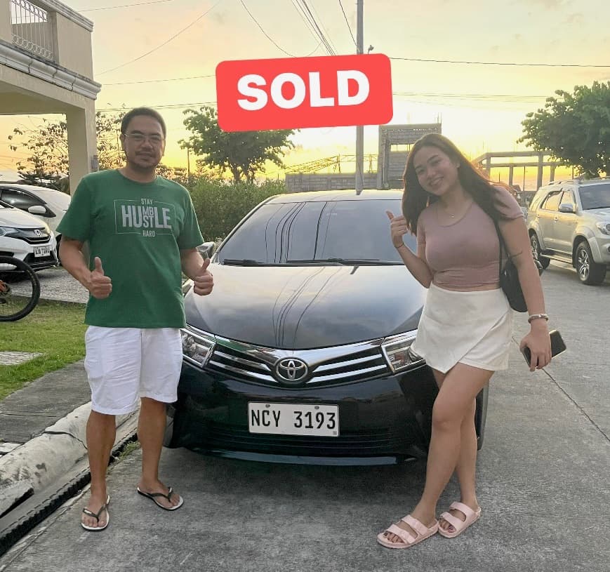 Black Toyota Altis photo